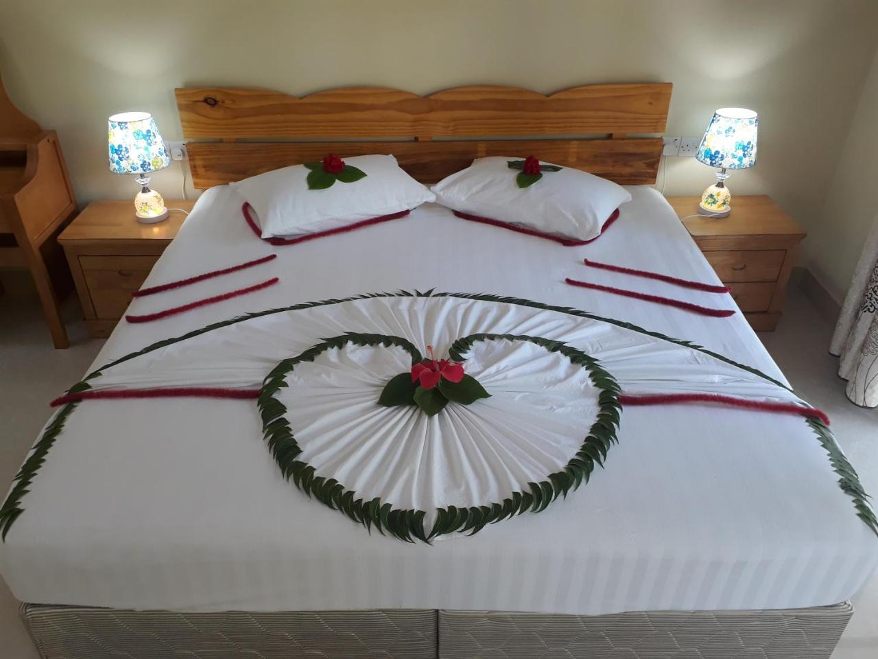 טאודו Sunrise Inn מראה חיצוני תמונה